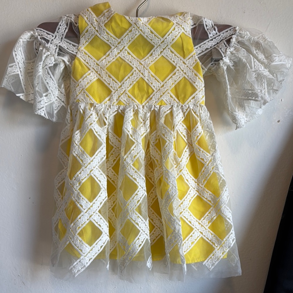 NWOT Charabia Toddler Yellow and White Lace Dress